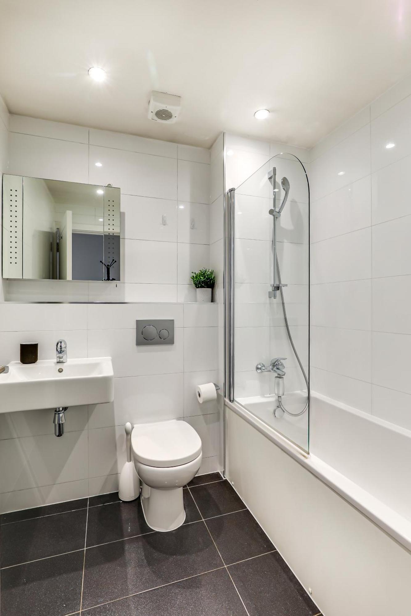 Exceptionally Spacious Central Canterbury Home Kültér fotó